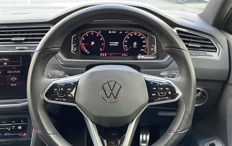 Volkswagen Tiguan II, 2022 год, 2 350 620 рублей, 7 фотография