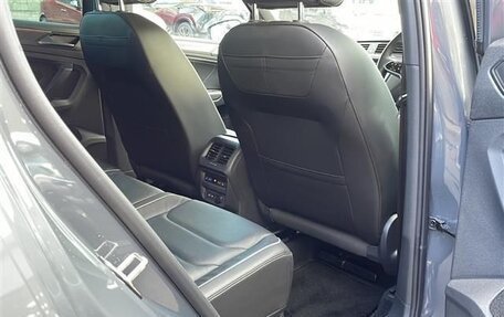 Volkswagen Tiguan II, 2022 год, 2 350 620 рублей, 13 фотография