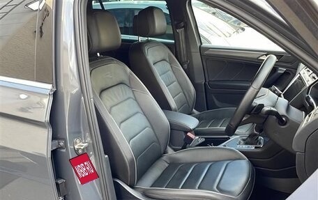 Volkswagen Tiguan II, 2022 год, 2 350 620 рублей, 8 фотография