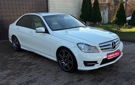 Mercedes-Benz C-Класс, 2011 год, 1 300 000 рублей, 1 фотография