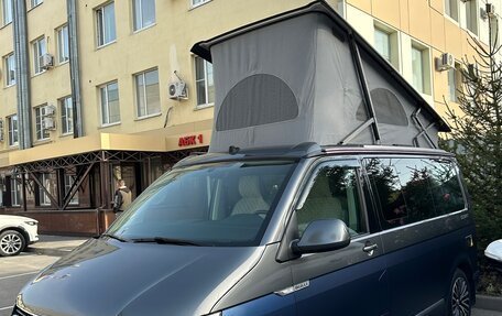 Volkswagen California T6, 2018 год, 6 800 000 рублей, 1 фотография