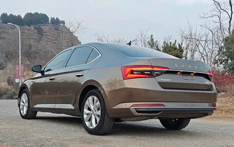 Skoda Superb III рестайлинг, 2021 год, 1 560 620 рублей, 9 фотография