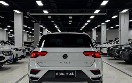 Volkswagen T-Roc I, 2022 год, 1 754 760 рублей, 5 фотография