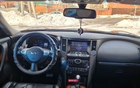 Infiniti QX70, 2016 год, 2 300 000 рублей, 7 фотография