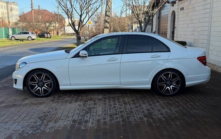 Mercedes-Benz C-Класс, 2011 год, 1 300 000 рублей, 4 фотография