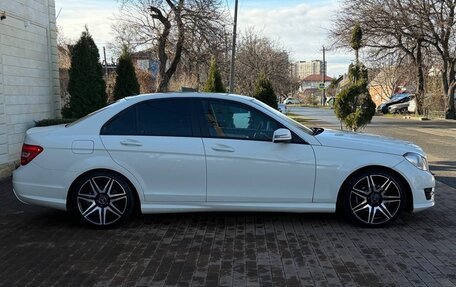 Mercedes-Benz C-Класс, 2011 год, 1 300 000 рублей, 8 фотография