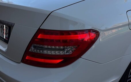 Mercedes-Benz C-Класс, 2011 год, 1 300 000 рублей, 10 фотография