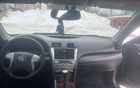 Toyota Camry, 2008 год, 750 000 рублей, 10 фотография