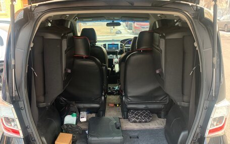 Honda Freed I, 2012 год, 1 050 000 рублей, 15 фотография