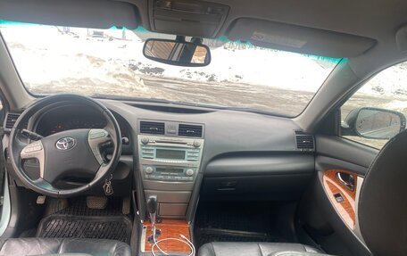 Toyota Camry, 2007 год, 1 150 000 рублей, 7 фотография