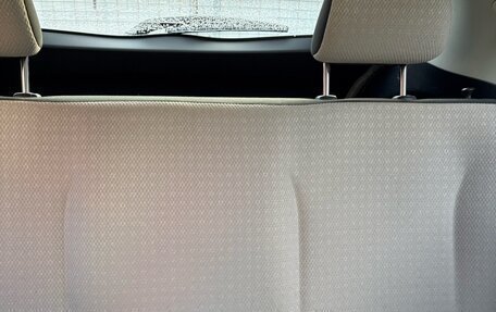 Toyota Vitz, 2012 год, 800 000 рублей, 13 фотография