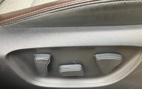 Toyota Yaris Cross, 2022 год, 1 870 000 рублей, 22 фотография