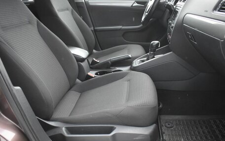 Volkswagen Jetta VI, 2015 год, 905 000 рублей, 10 фотография