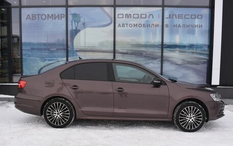 Volkswagen Jetta VI, 2015 год, 905 000 рублей, 4 фотография