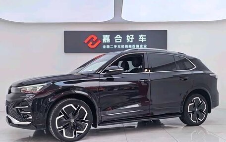 Volkswagen Tiguan, 2024 год, 4 522 000 рублей, 3 фотография