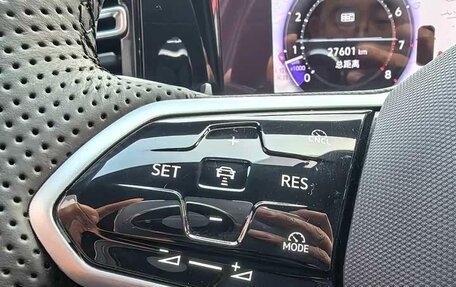 Volkswagen Tiguan, 2024 год, 4 522 000 рублей, 15 фотография