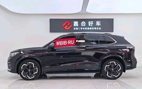 Volkswagen Tiguan, 2024 год, 4 522 000 рублей, 10 фотография