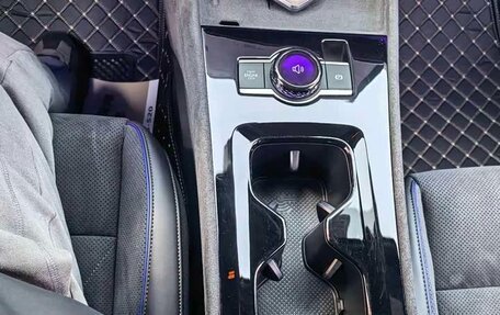 Volkswagen Tiguan, 2024 год, 4 522 000 рублей, 18 фотография