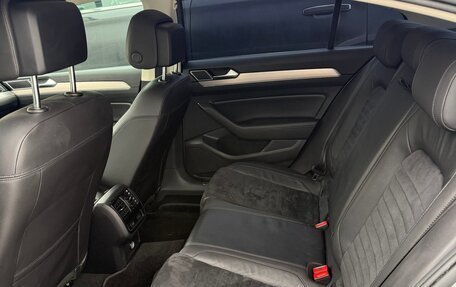 Volkswagen Passat B8 рестайлинг, 2019 год, 1 875 000 рублей, 2 фотография