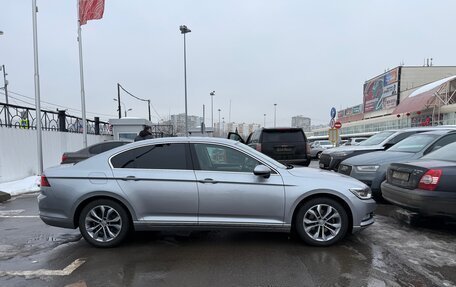 Volkswagen Passat B8 рестайлинг, 2019 год, 1 875 000 рублей, 5 фотография