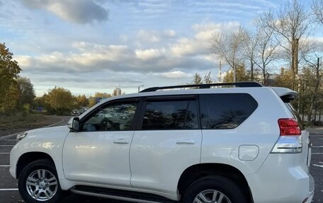 Toyota Land Cruiser Prado 150 рестайлинг 2, 2012 год, 4 400 000 рублей, 9 фотография