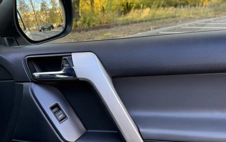 Toyota Land Cruiser Prado 150 рестайлинг 2, 2012 год, 4 400 000 рублей, 13 фотография