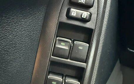 Toyota Land Cruiser Prado 150 рестайлинг 2, 2012 год, 4 400 000 рублей, 21 фотография