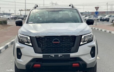 Nissan Navara (Frontier), 2025 год, 4 685 000 рублей, 2 фотография