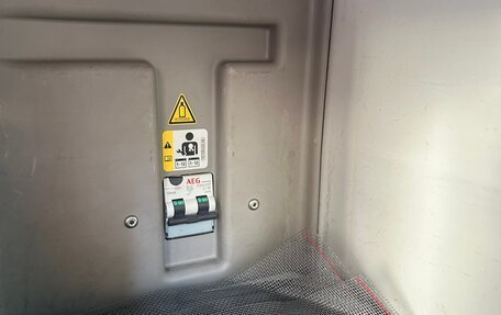 Volkswagen California T6, 2018 год, 6 800 000 рублей, 9 фотография