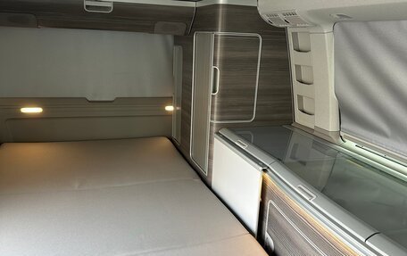 Volkswagen California T6, 2018 год, 6 800 000 рублей, 17 фотография