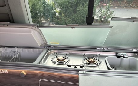 Volkswagen California T6, 2018 год, 6 800 000 рублей, 14 фотография