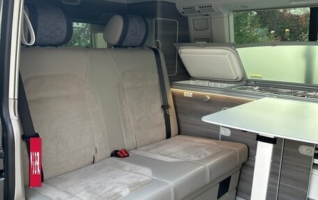 Volkswagen California T6, 2018 год, 6 800 000 рублей, 13 фотография