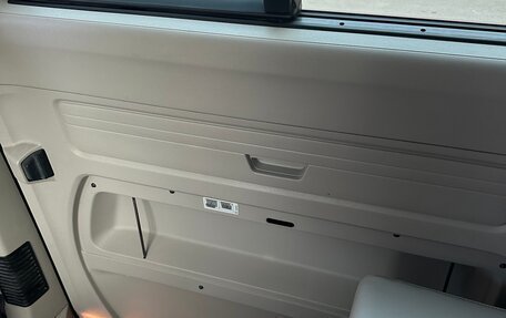 Volkswagen California T6, 2018 год, 6 800 000 рублей, 25 фотография