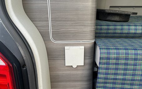 Volkswagen California T6, 2018 год, 6 800 000 рублей, 32 фотография