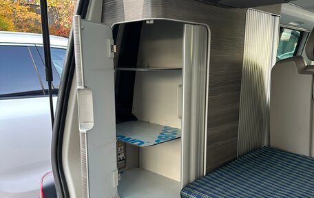 Volkswagen California T6, 2018 год, 6 800 000 рублей, 30 фотография