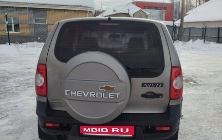 Chevrolet Niva I рестайлинг, 2011 год, 415 000 рублей, 3 фотография