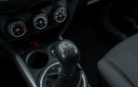 Mitsubishi ASX I рестайлинг, 2013 год, 1 275 000 рублей, 13 фотография