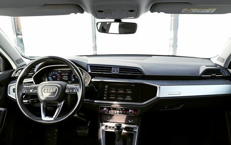 Audi Q3, 2020 год, 3 995 000 рублей, 12 фотография