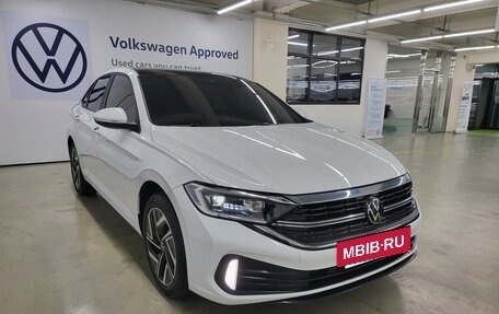 Volkswagen Jetta VII, 2023 год, 1 950 000 рублей, 3 фотография