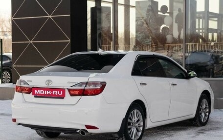 Toyota Camry, 2016 год, 2 400 000 рублей, 5 фотография