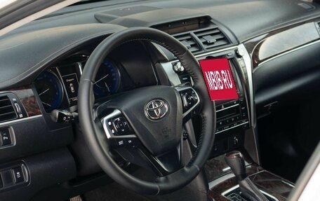 Toyota Camry, 2016 год, 2 400 000 рублей, 11 фотография