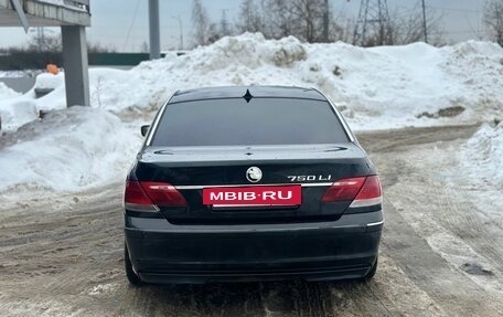 BMW 7 серия, 2006 год, 549 000 рублей, 8 фотография