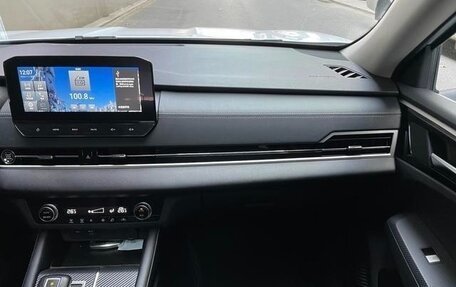 Mitsubishi Outlander, 2023 год, 3 990 000 рублей, 14 фотография