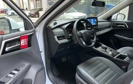 Mitsubishi Outlander, 2023 год, 3 990 000 рублей, 10 фотография