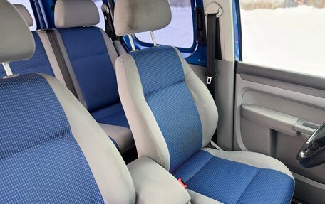 Volkswagen Caddy III рестайлинг, 2006 год, 649 000 рублей, 25 фотография