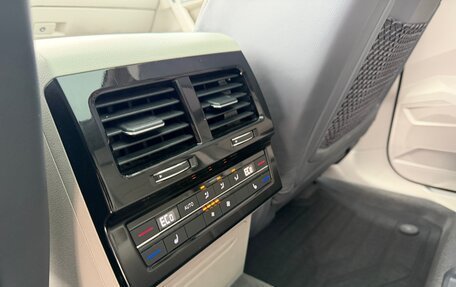 Volkswagen Touareg III, 2020 год, 5 290 000 рублей, 17 фотография