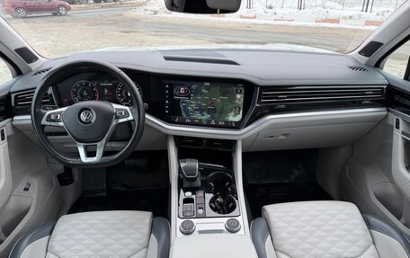 Volkswagen Touareg III, 2020 год, 5 290 000 рублей, 21 фотография