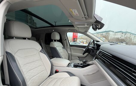 Volkswagen Touareg III, 2020 год, 5 290 000 рублей, 23 фотография