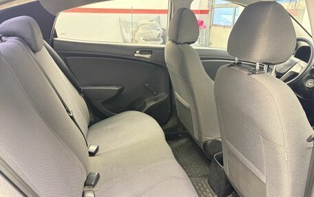 Hyundai Solaris II рестайлинг, 2016 год, 869 000 рублей, 14 фотография