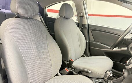 Hyundai Solaris II рестайлинг, 2016 год, 869 000 рублей, 16 фотография